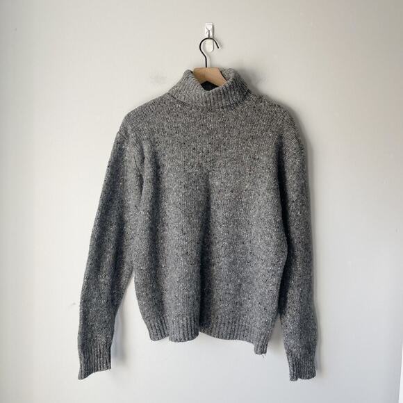 Vintage SKYR Women's Gray Wool Blend Turtleneck Pullover Sweater Size M - Picture 1 of 3